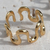 Golden ring swirl
